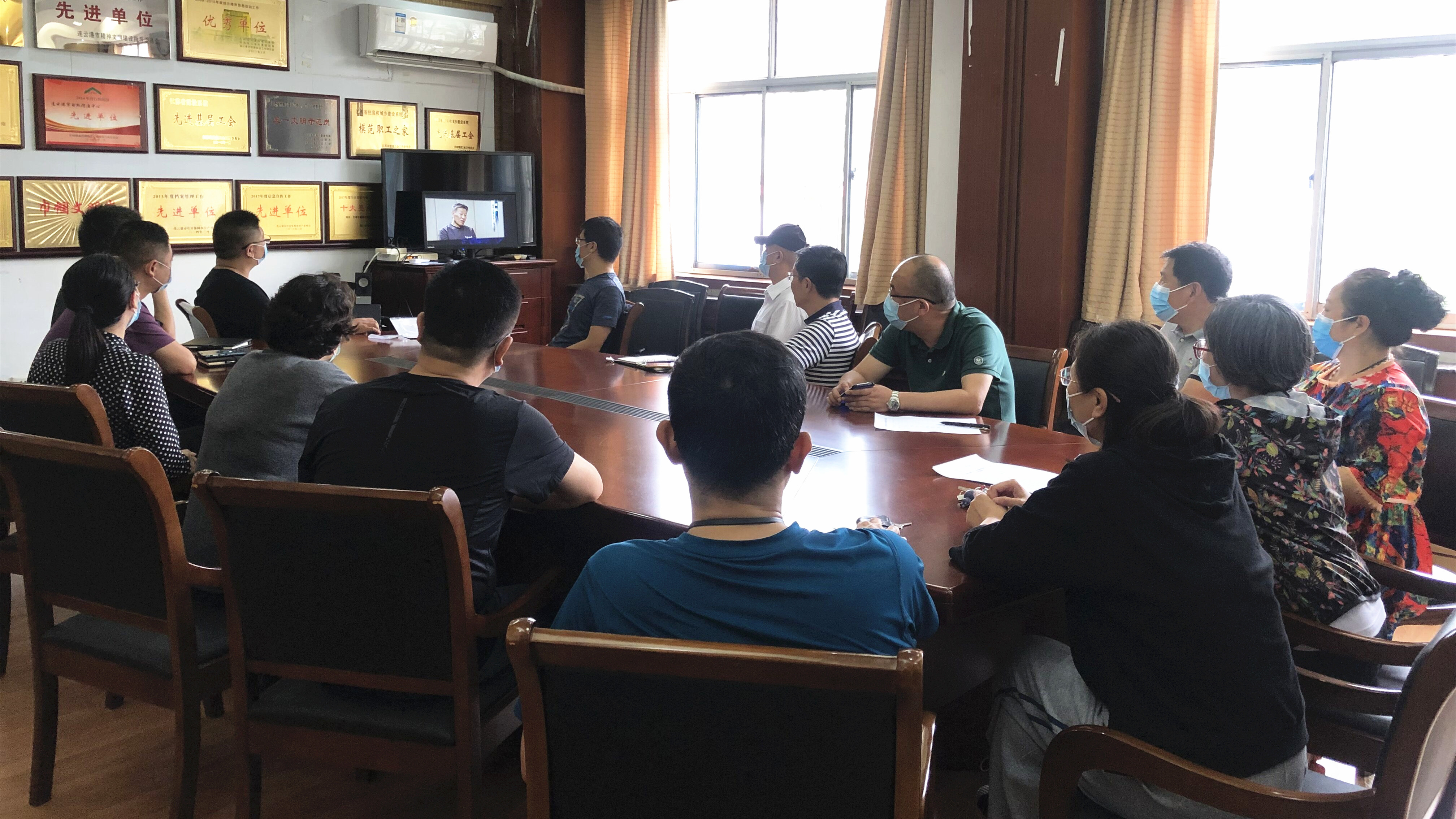 UU娱乐白蚁防治中心开展党风廉政教育活动.jpg